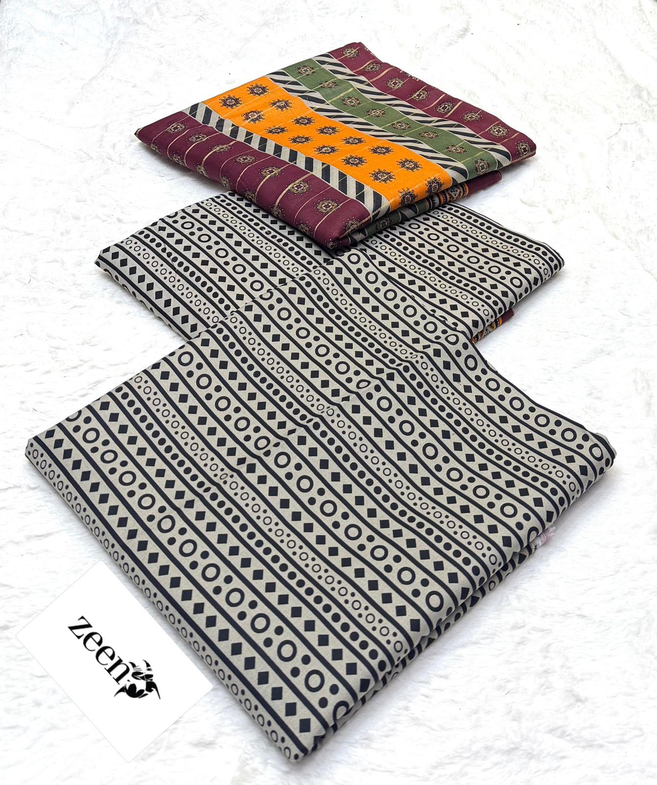 ZEEN - Printed Shirt & Chiffon Dupatta 3Pc Lawn Dress